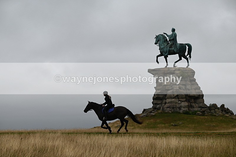 DSC_0533 - Time at Statue 09:51 to 10:54
