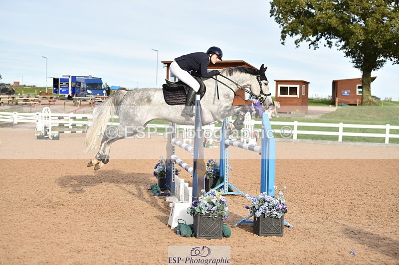 231015A-161516-09277 - Cls 27 1.10m Amateur Q 2nd R