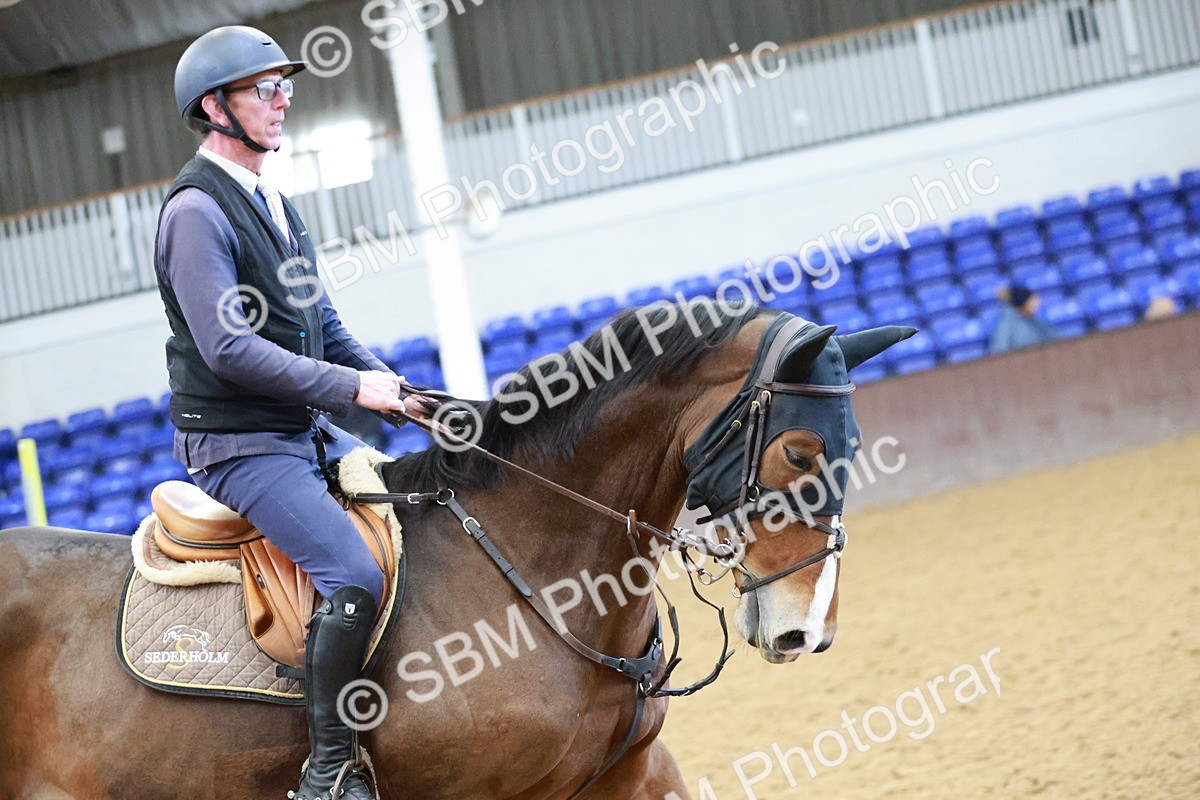 SBM_004053 - Class 11 - Senior Newcomers - 1.10m