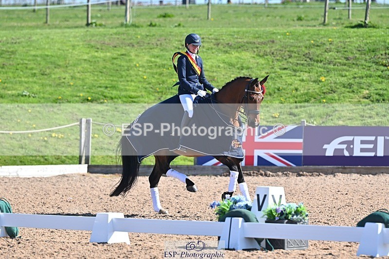 250406-104740-12103 - Cls 32 PL FS Medium Presentations