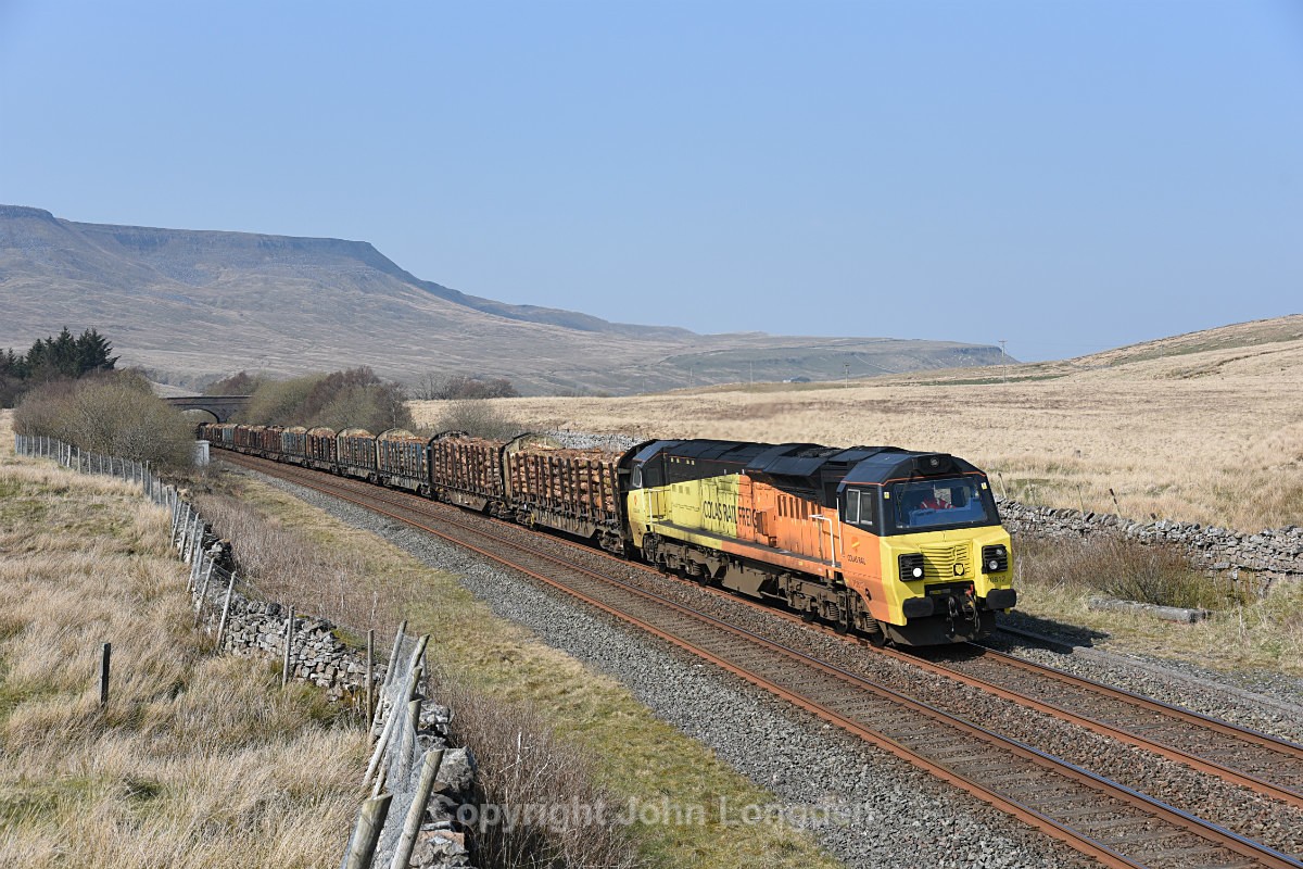 JL - 17.4.19 70812 6J37 Carlisle - Chirk, Ais Gill Summit - Ais Gill - Summit