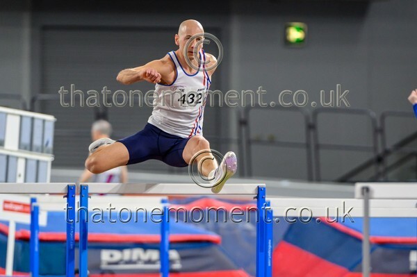 CEInv26-925881 - Track Male Set One