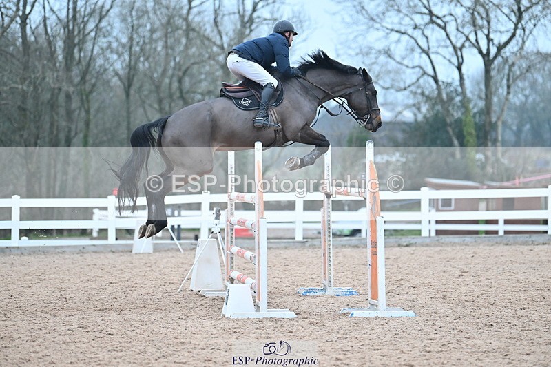 240113A-154303-02547 - Cls 15 National 1.30m and 1.40m