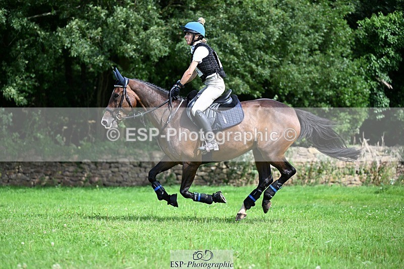 240803-150446-07731 - 181-Charlotte_Bradbury-KENSINGTON_EMPIRE