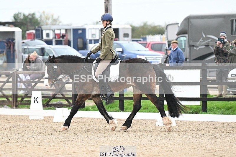 241103-102357-00323 - Intro 3 - 9.40 to 10.40