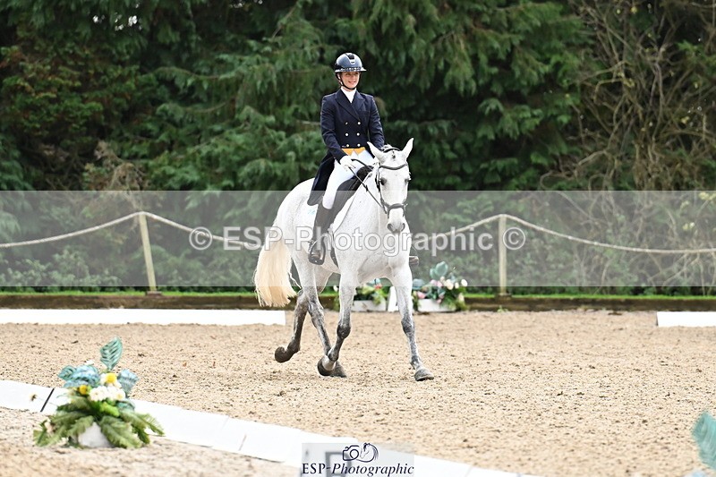 251023A-120251-02142 - B-141-Erin.Neale