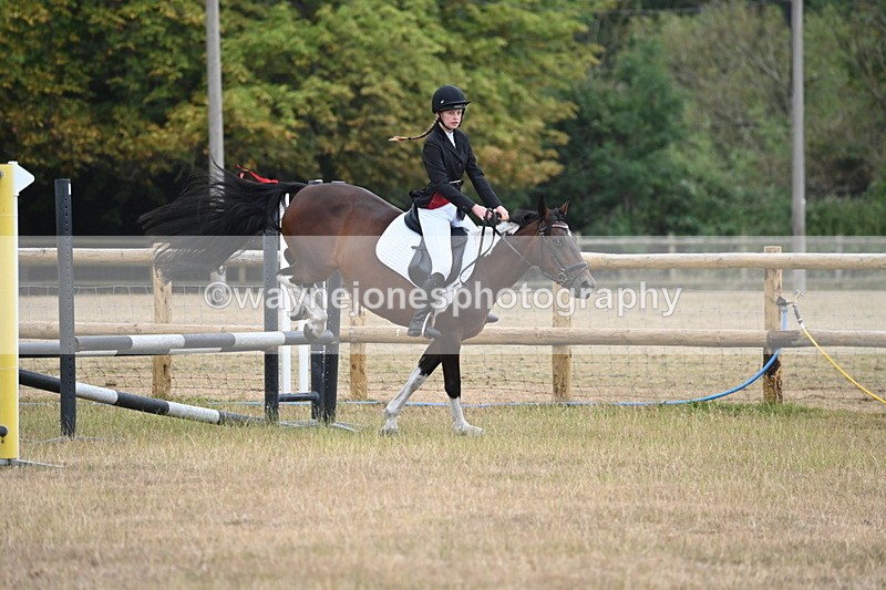 WJ6_0848 - Class 14 Intermediate Jumping 75cm