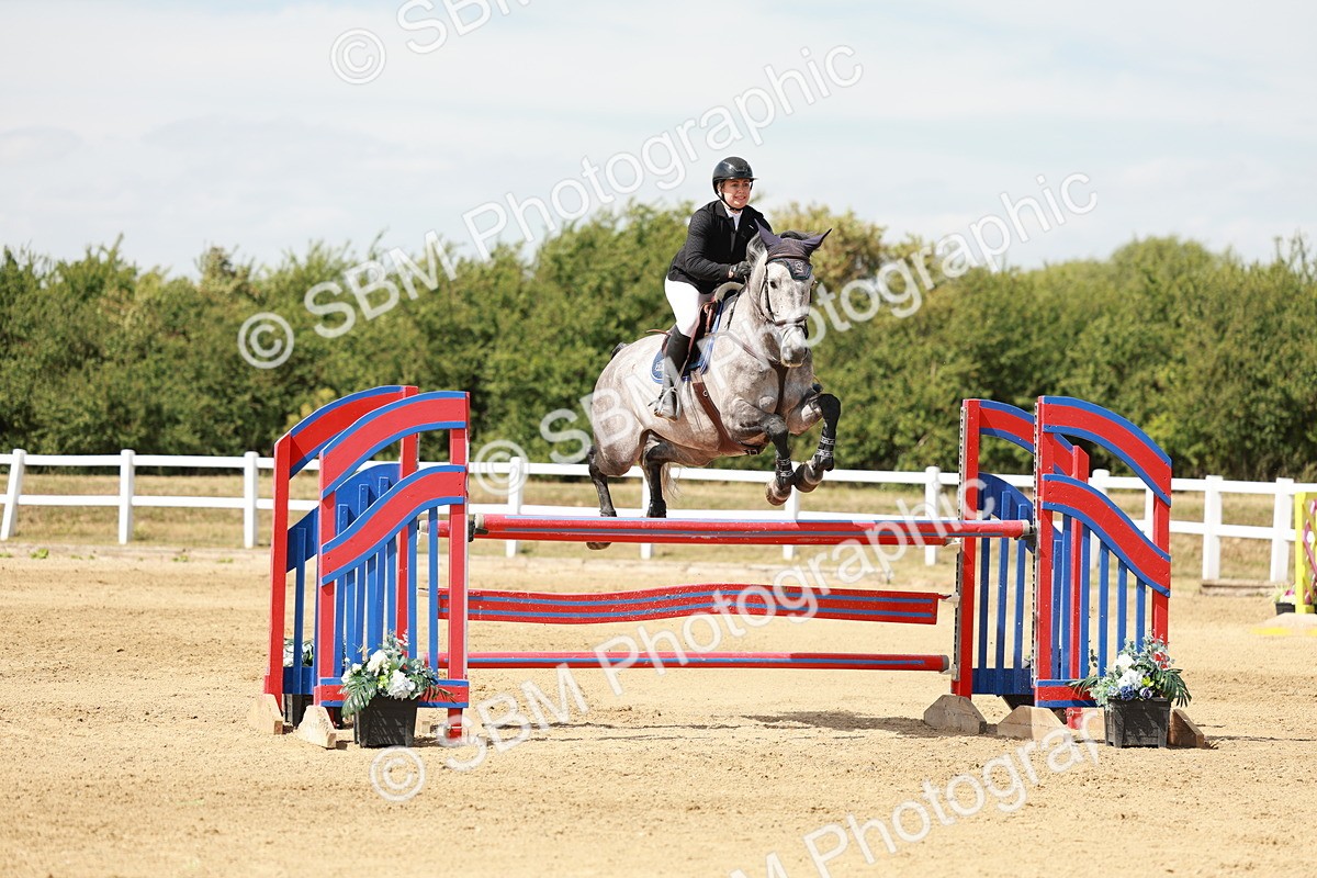 SBM_007895 - Class 4 - Senior Foxhunter - 1.20m Open