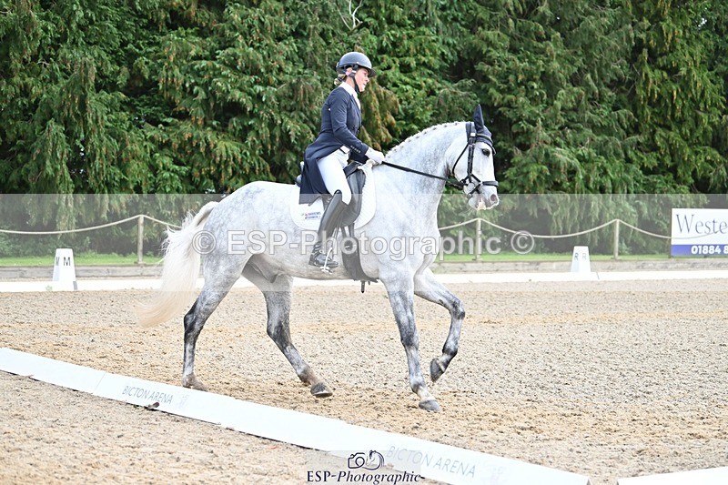 231019-130038-03261 - 120-VAN.KAUNITZ-Sara.Squires-DR