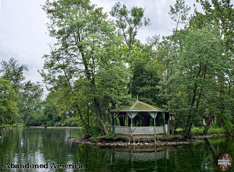 - ABANDONED PLACES