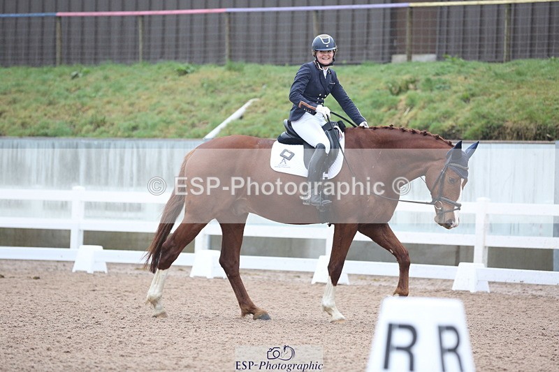 240217A-091219-00225 - 171-Lucie.Stokoe-Nicolaas.B