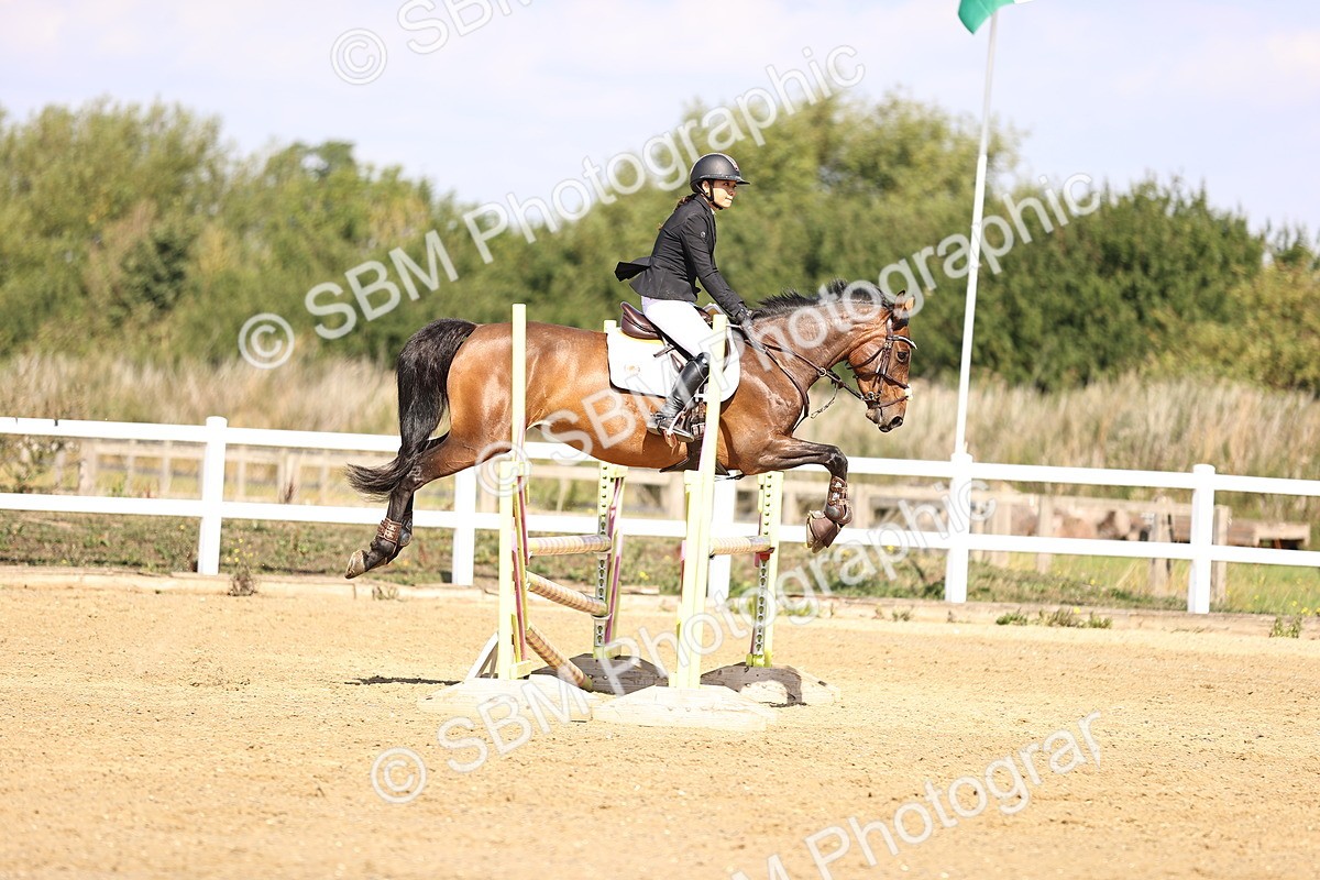 SBM_005789 - Class 9 - Senior British Novice - 90cm