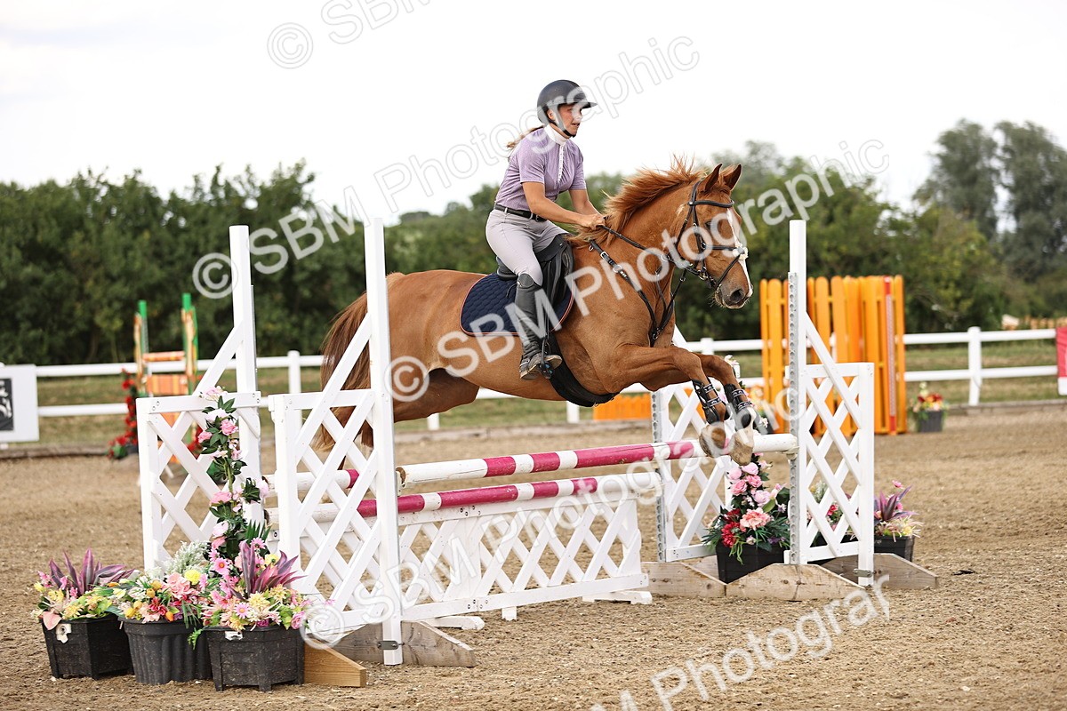 SBM_002355 - Class 18 - Ariat Senior British Novice- 90cm Open