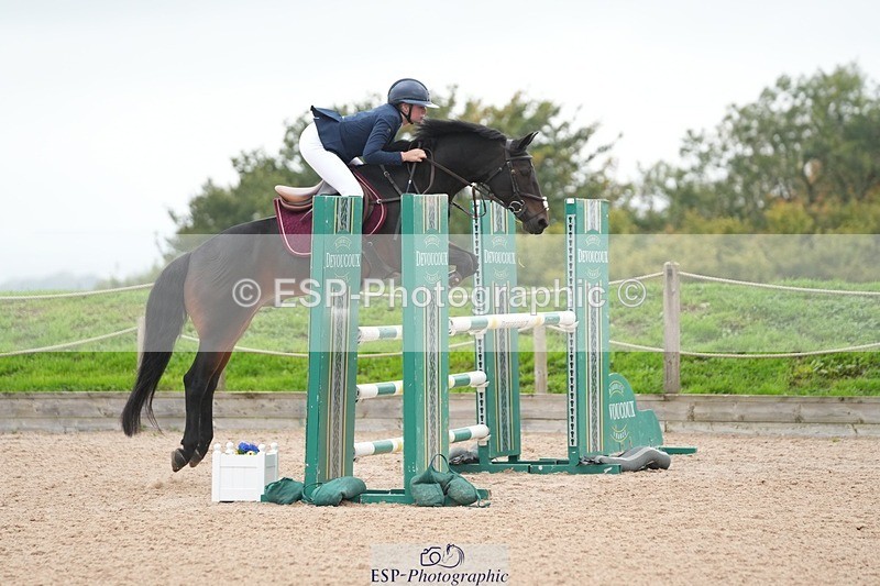 250920-122125-01242 - Cls 10 Pony Foxhunter and 1.10m