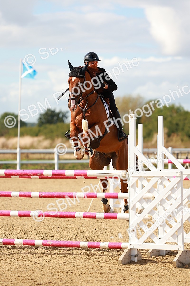 SBM_001947 - Class 5 - Senior Foxhunter - 1.20m