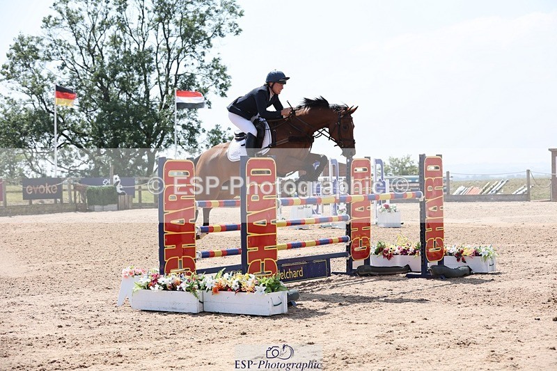 250725-143219-03337 - Cls 3 Snr Foxhunter