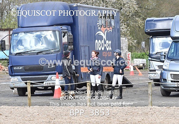 BPP_3853 - CLASS 4 FRI Senior Discovery/ 1m Open