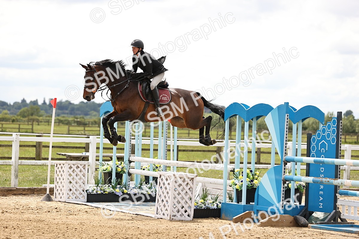 SBM_003213 - Class 11 - Senior Newcomers - 1.10m