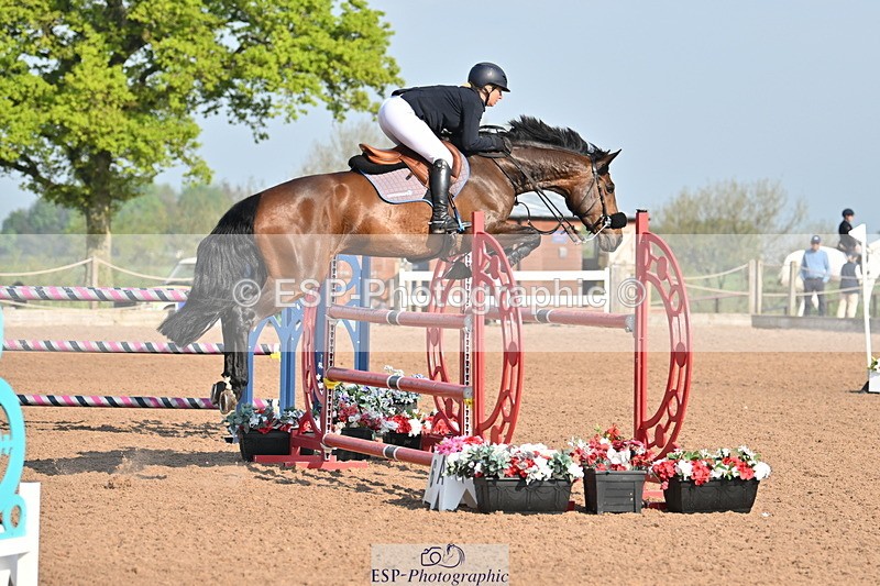 240512A-084956-16509 - Cls 47 Snr 1.20m Open