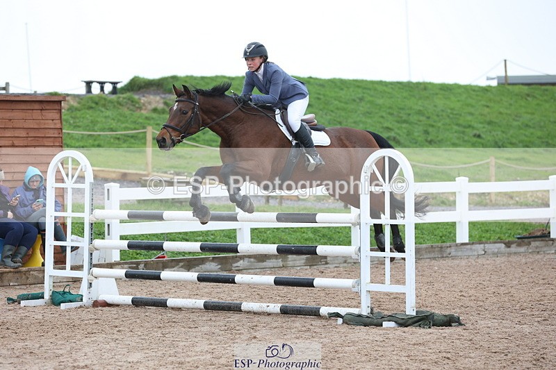 231112A-124927-04203 - Cls 19 Snr 1.05m Open