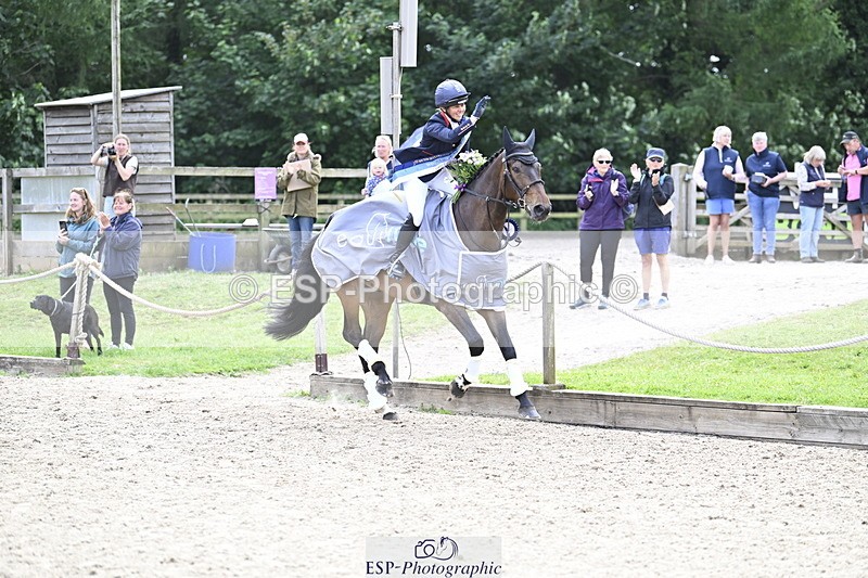 250525A-161552-18593 - Presentations Section C CCI 2 Star Long