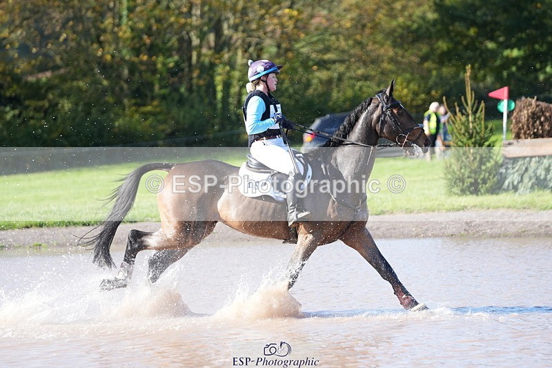 251024A-124715-10806 - B-140-Charlotte.Ward