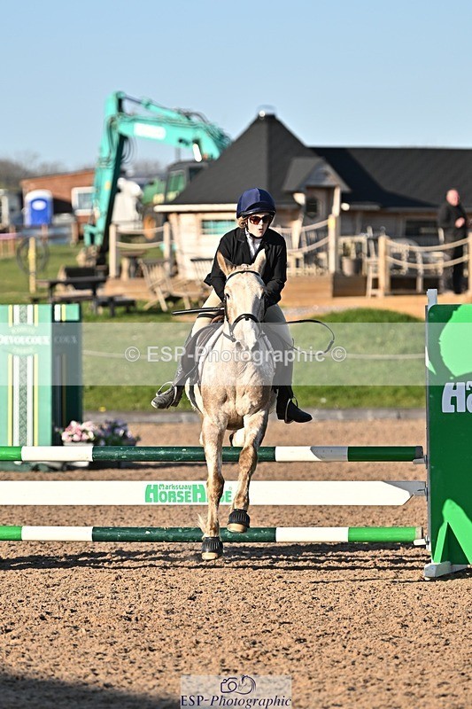 250401-175940-00513 - 80cm Classes