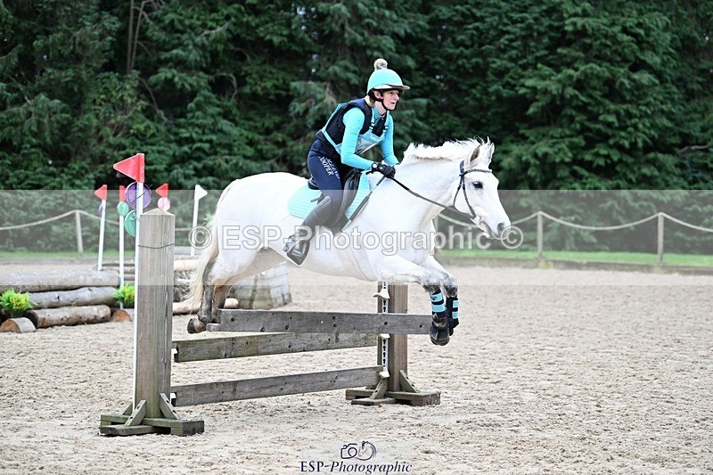 241116-110608-00790 - Cls 2 80-85cm Start to 11.30