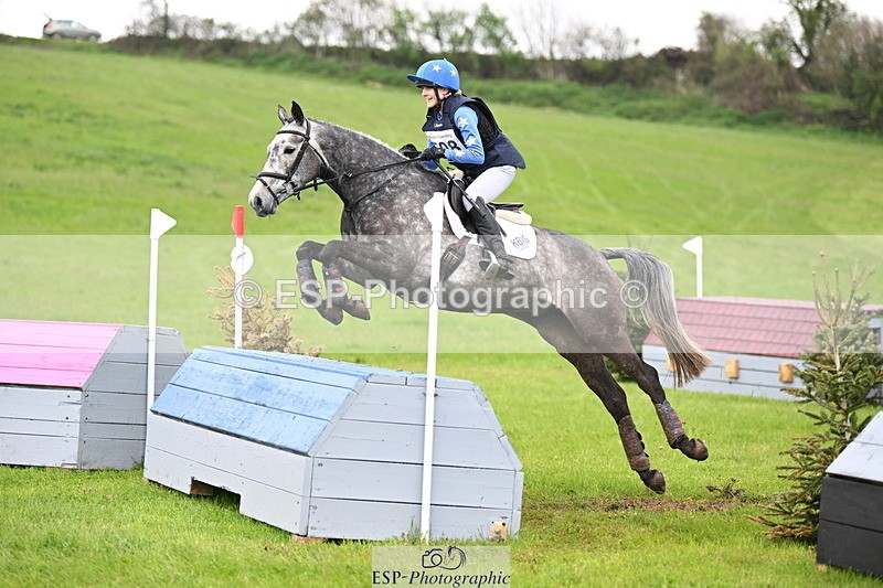 250419-110301-09163 - 508-Maisy.Miller-HEADDON.SWAN.SONG