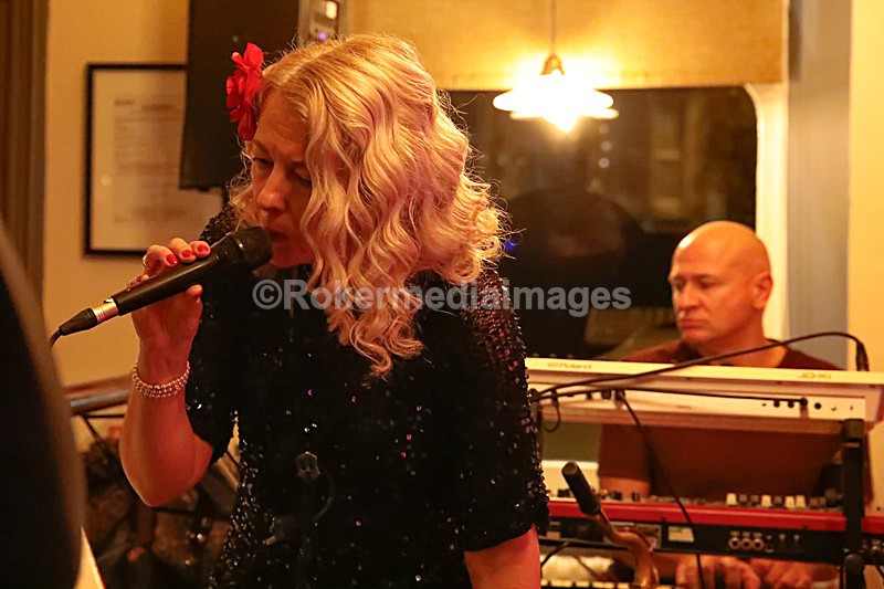 KC_076 - Kim Cypher Band