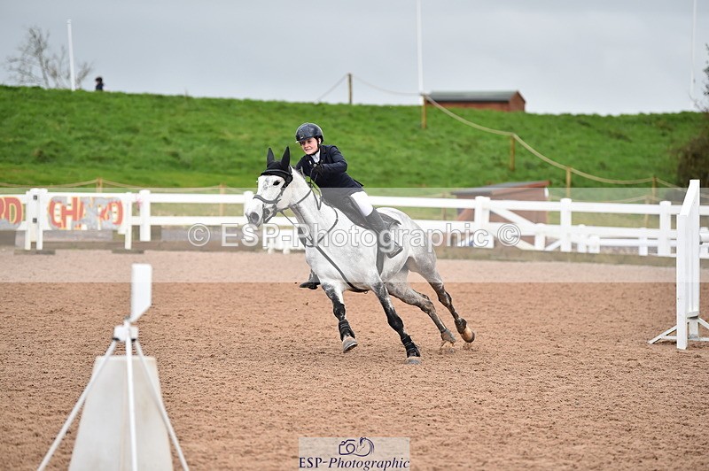 231203A-131520-01308 - Cls 9+10 Children on Horses 1m & 1.10m