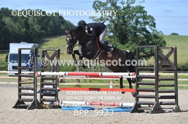 BPP_5933 - CLASS 6 Senior Newcomers/ 1.10m Open