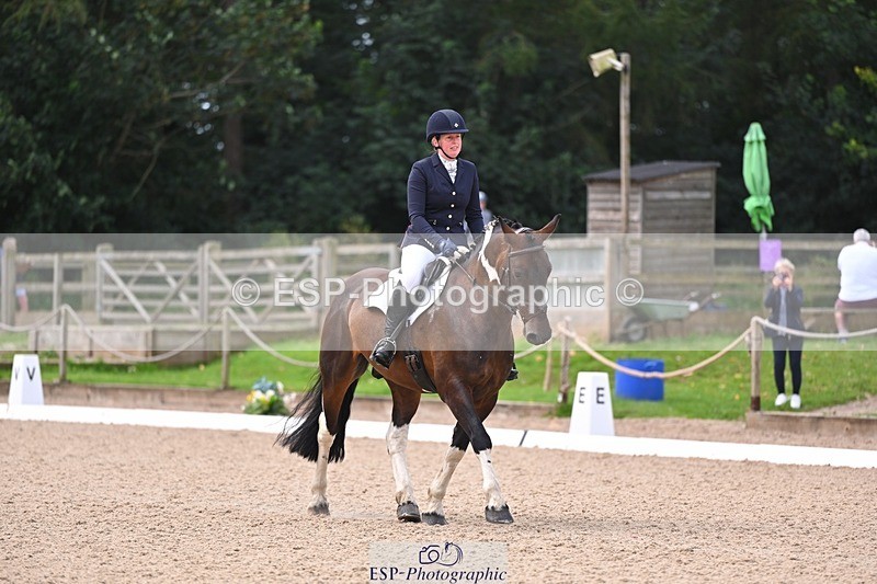 240809-102546-00182 - 112-Caroline.Hutchens-Clogorrow's.Socky