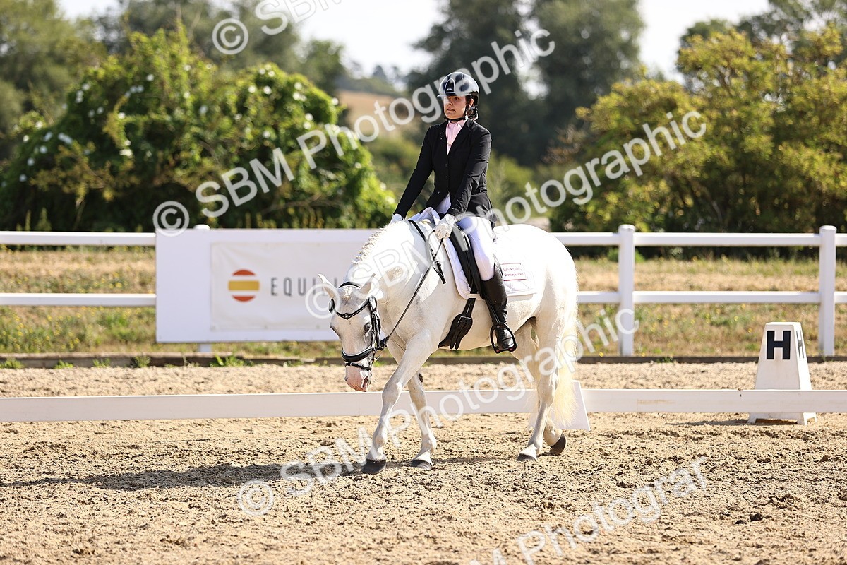 SBM_008675 - Novice 5 - 08.30-9.33