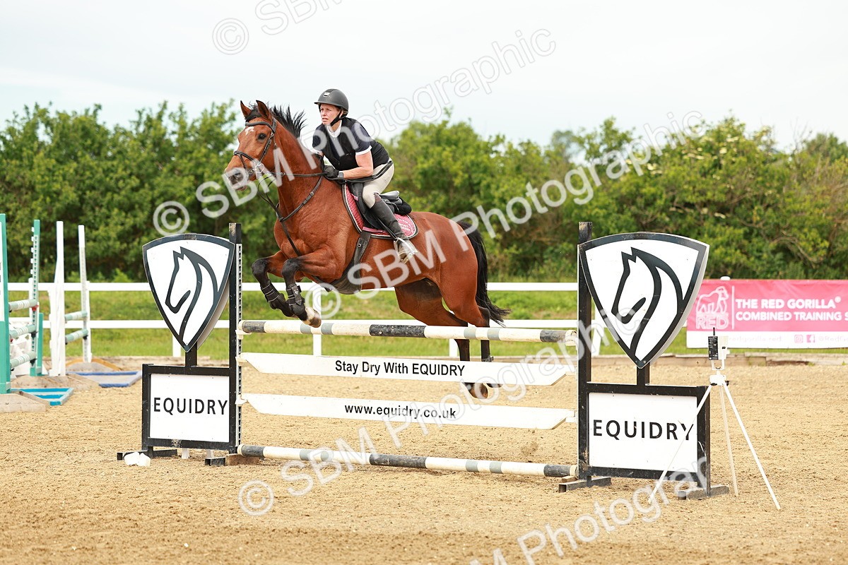 SBM_002166 - Class 4 - Senior Newcomers - 1.10m