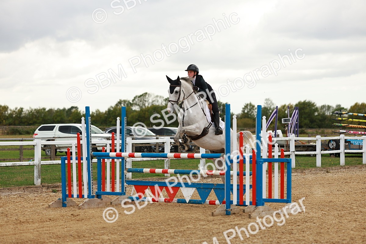 SBM_001459 - Class 4 - Senior Newcomers - 1.10m