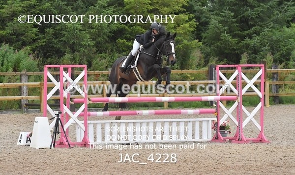 JAC_4228 - CLASS 6 Senior Newcomers/ 1.10m Open