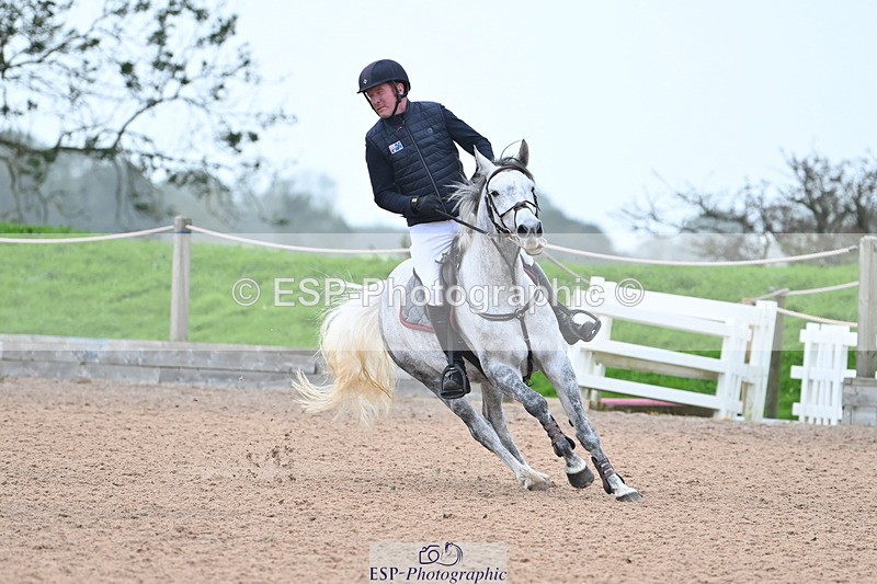 231013A-143545-02750 - Cls 9 Foxhunter & 1.20m Open