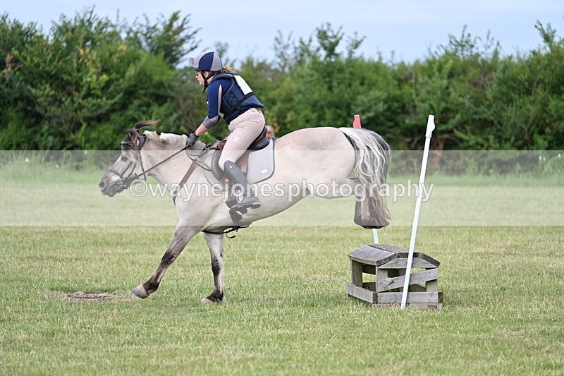 WJ7_4802 - 60cm XC Time 09:58 to 10:16