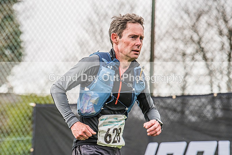 3 Peaks-3062 - The 3 Peaks Race - The Finish - Saturday 29th April 2023