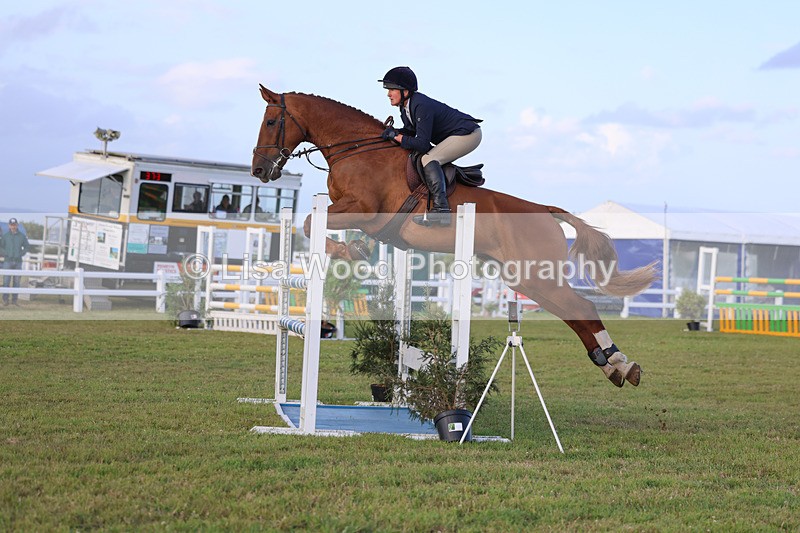 3E7A4994 - Class C1: Showjumping Senior Newcomers/1.10m open