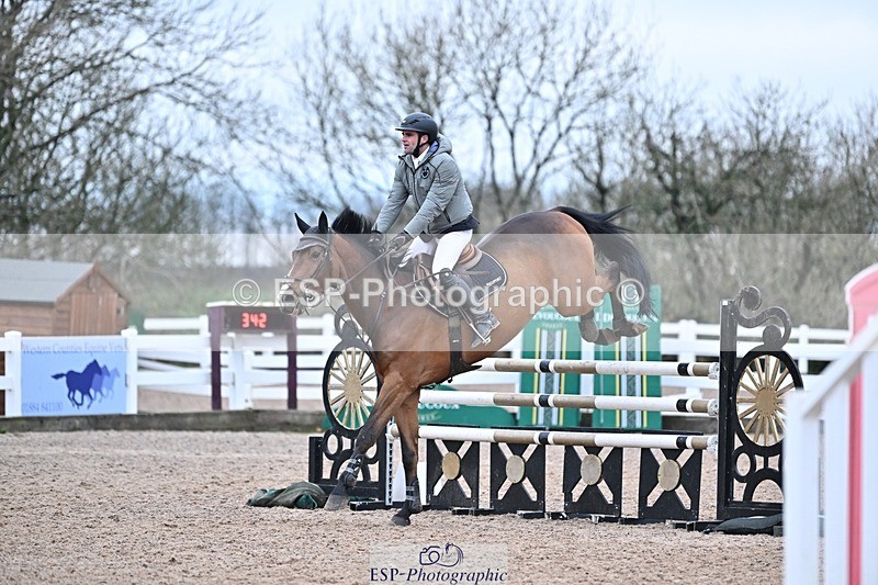 241127-135327-00704 - Cls 05A&B Snr Fox & 1.20m Open