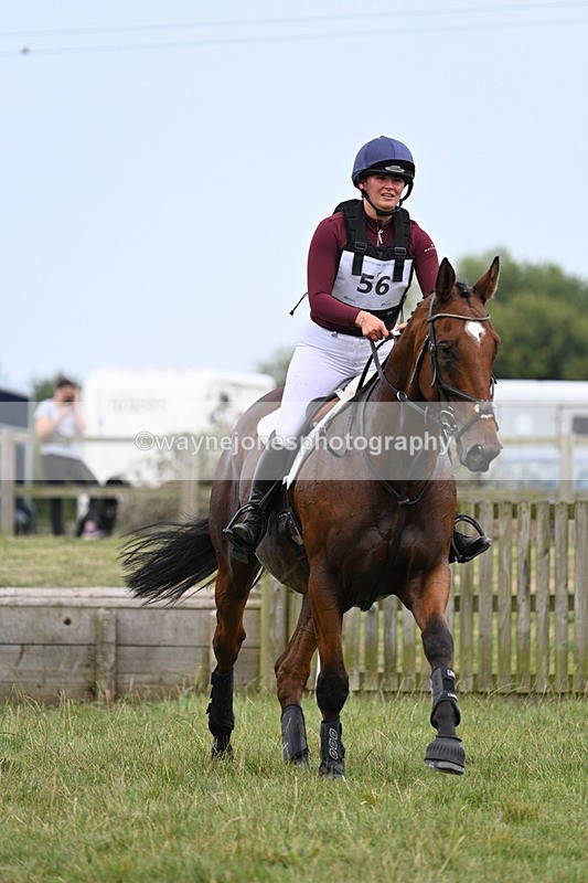 WJ7_8797 - 80cm XC Time 16:05 to 16:24