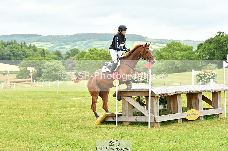 250524A-161335-14755 - C-260-Georgie.Frow-RIVERSTOWN.ROYAL