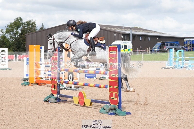 250921-121643-02877 - Cls 9 Pony Foxhunter and 1.10m