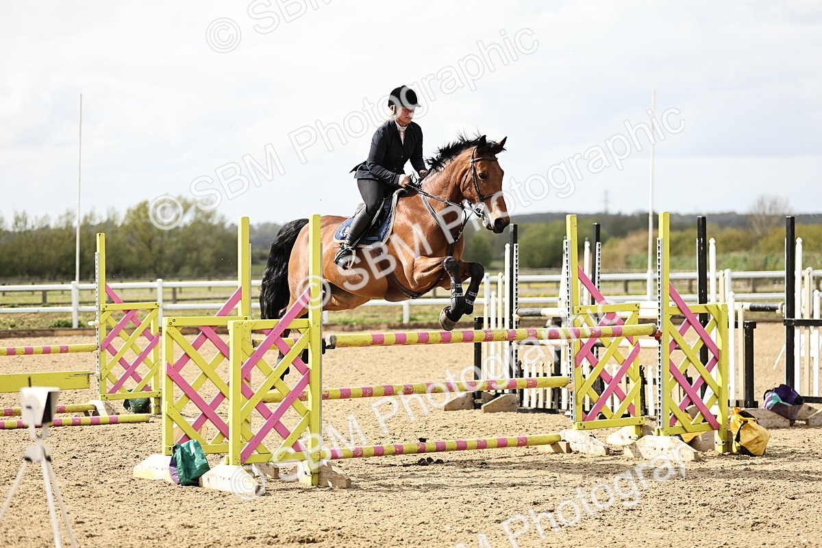 SBM_001362 - Class 4 - Senior Newcomers - 1.10m