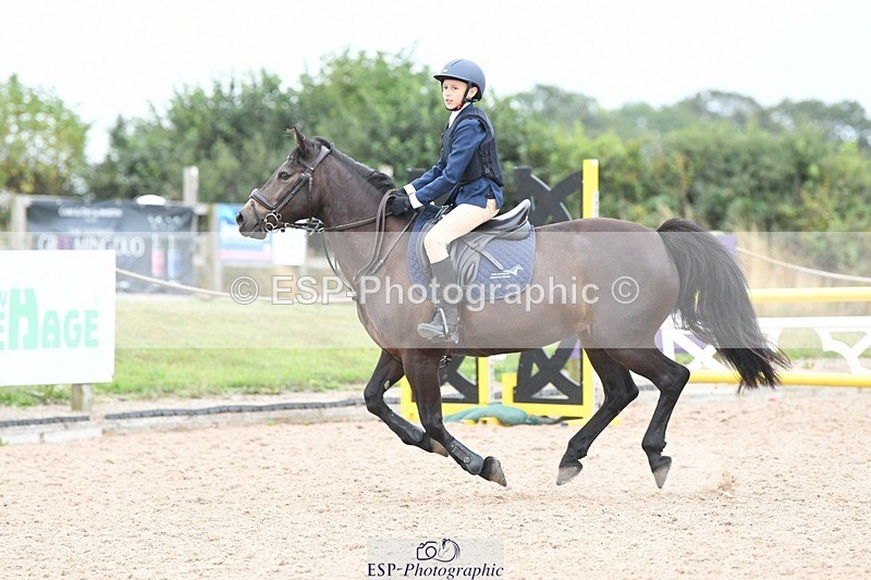 250807-112102-00603 - 90cm Round 1