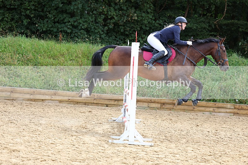 3E7A9905 - Class 9: Senior British Novice/90cm open