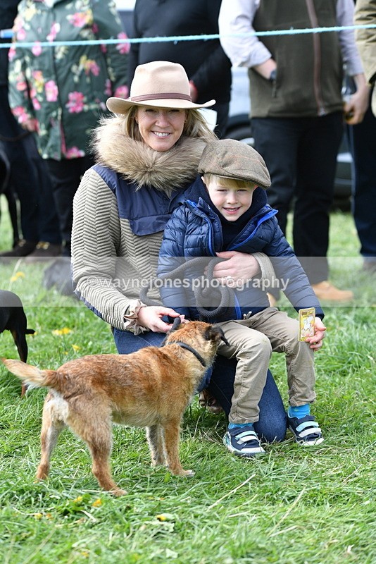 WJ5_0545 - Class 7 Best Terrier