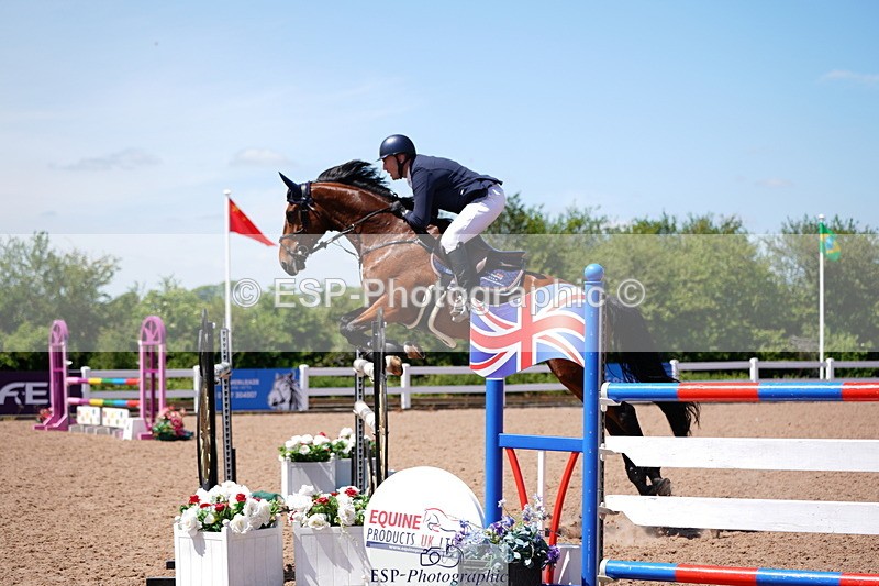 240525A-130830-06124 - Cls 17 National 1.30m